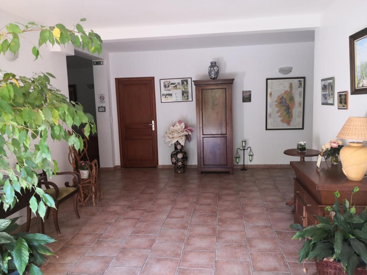 L'Ogliastru Bed and Breakfast Ucciani Buitenkant foto